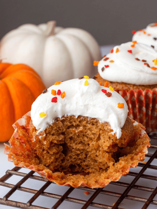 cropped-Pumpkin-Spice-Cupcakes-IG1.png
