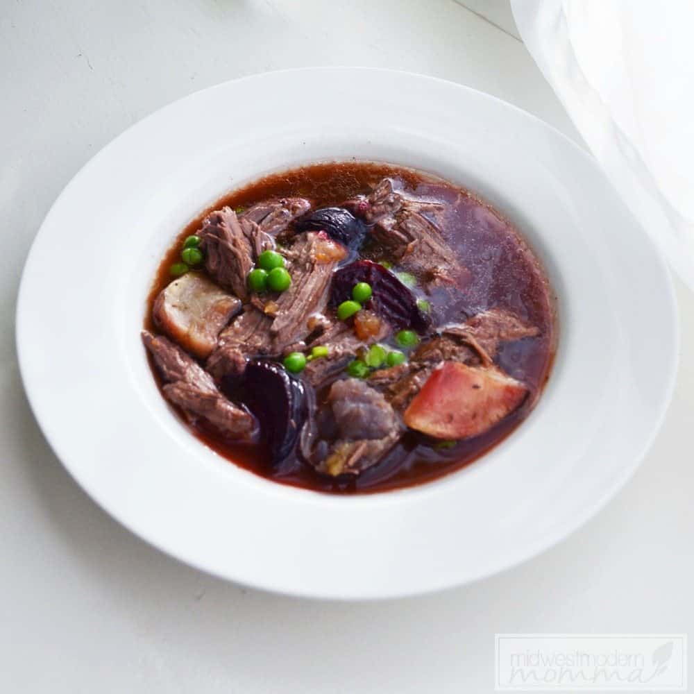 Looking for a delicious Paleo dinner? Try this Turnip & Beet Roast! It's so filling, very healthy, and delicious!